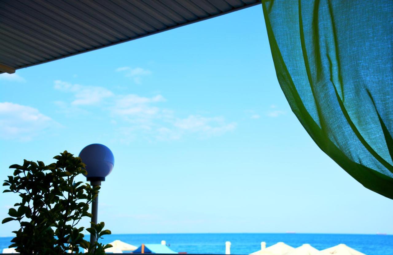 Hotel Palma Одеса Екстериор снимка